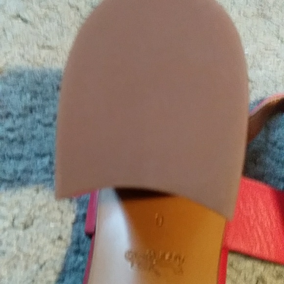 NWT Coach sandals - Picture 3 of 4